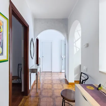 Torre - By Host4u Vila *